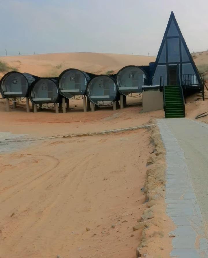 أعمال الزجاج والمرايا